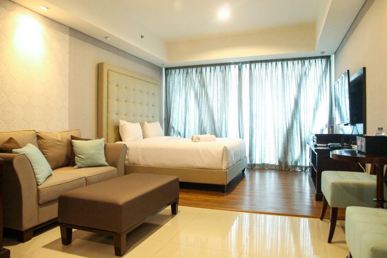 Elegant 1Br Kemang Village Apartment By Travelio Yakarta Exterior foto